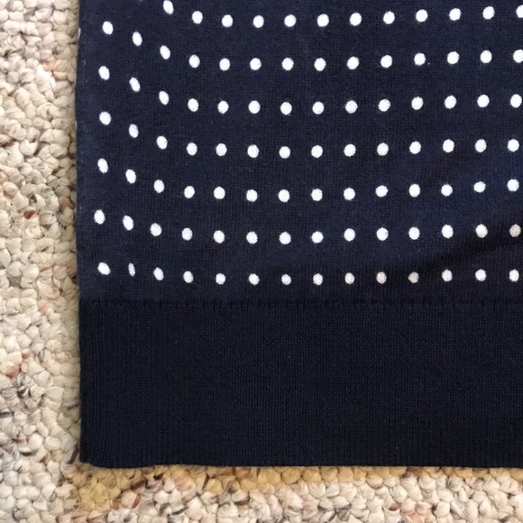 J Crew sleeveless sweater - Picture 3 of 5